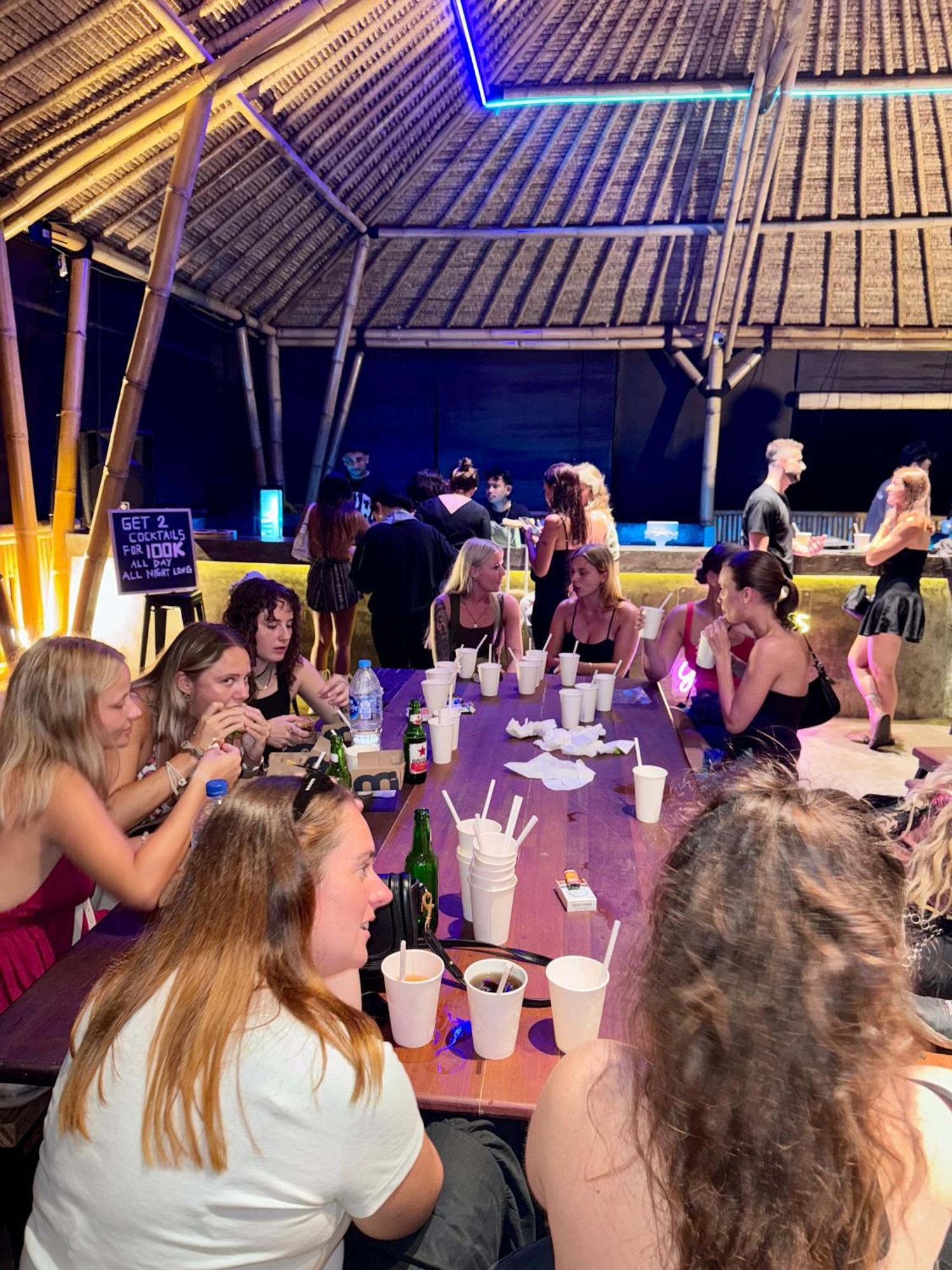 Canggu Central Hostel 外观 照片