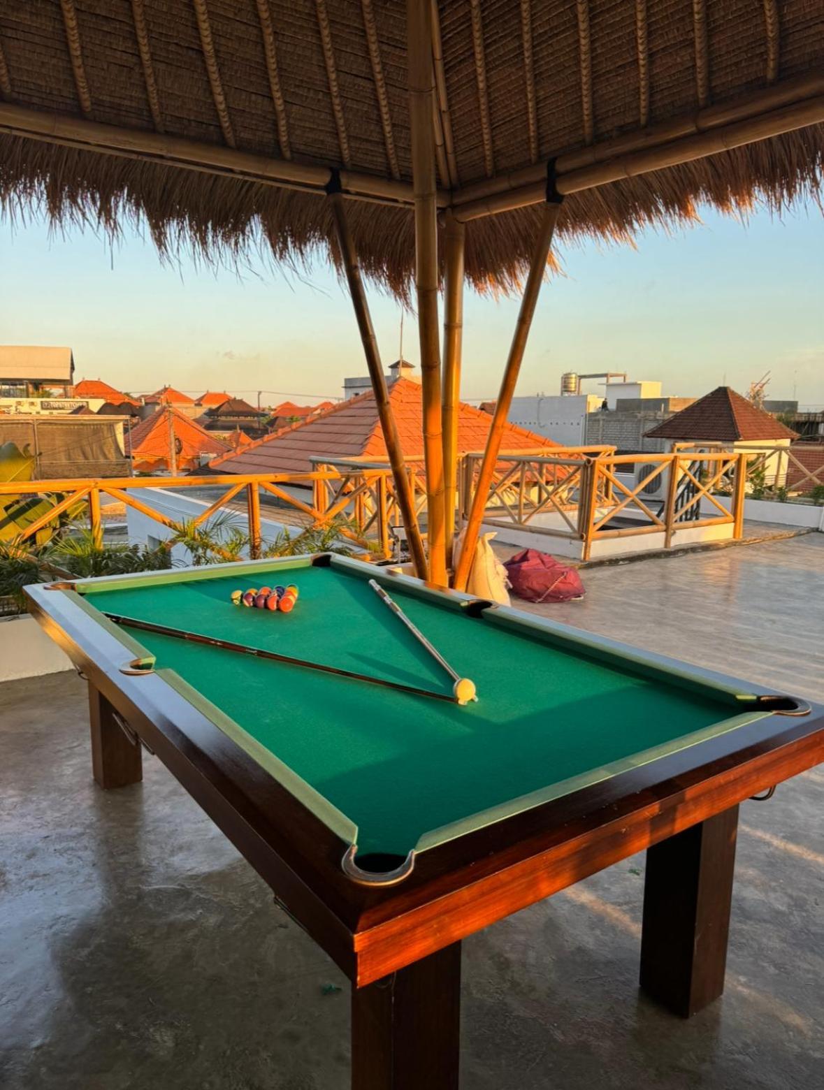 Canggu Central Hostel 外观 照片